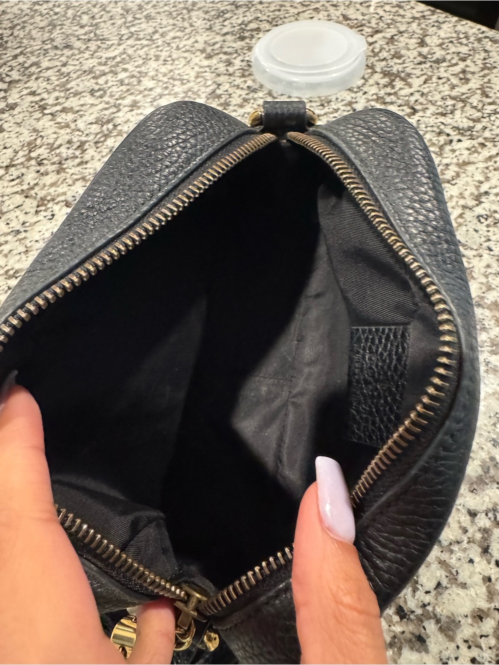Gucci Black Soho Disco Leather Crossbody with Interlocking GG - Picture 3 of 13